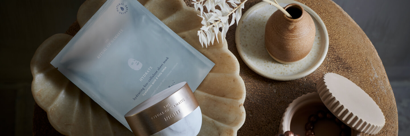 العناية بالبشرة 